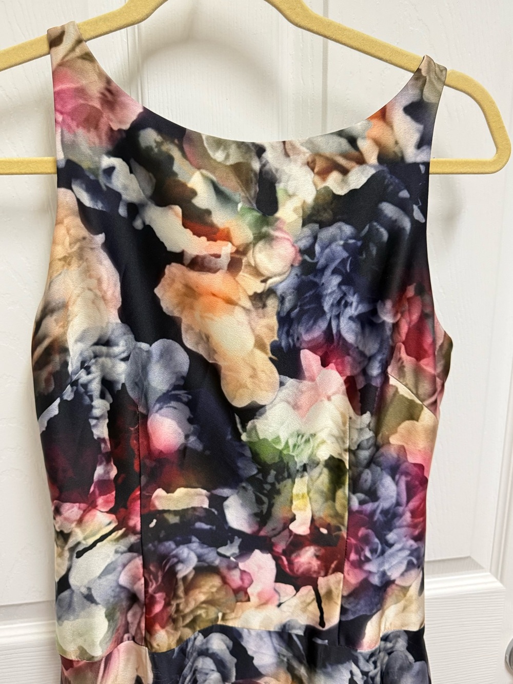 Adrianna Papell Floral Evening Gown - Picture 3 of 14